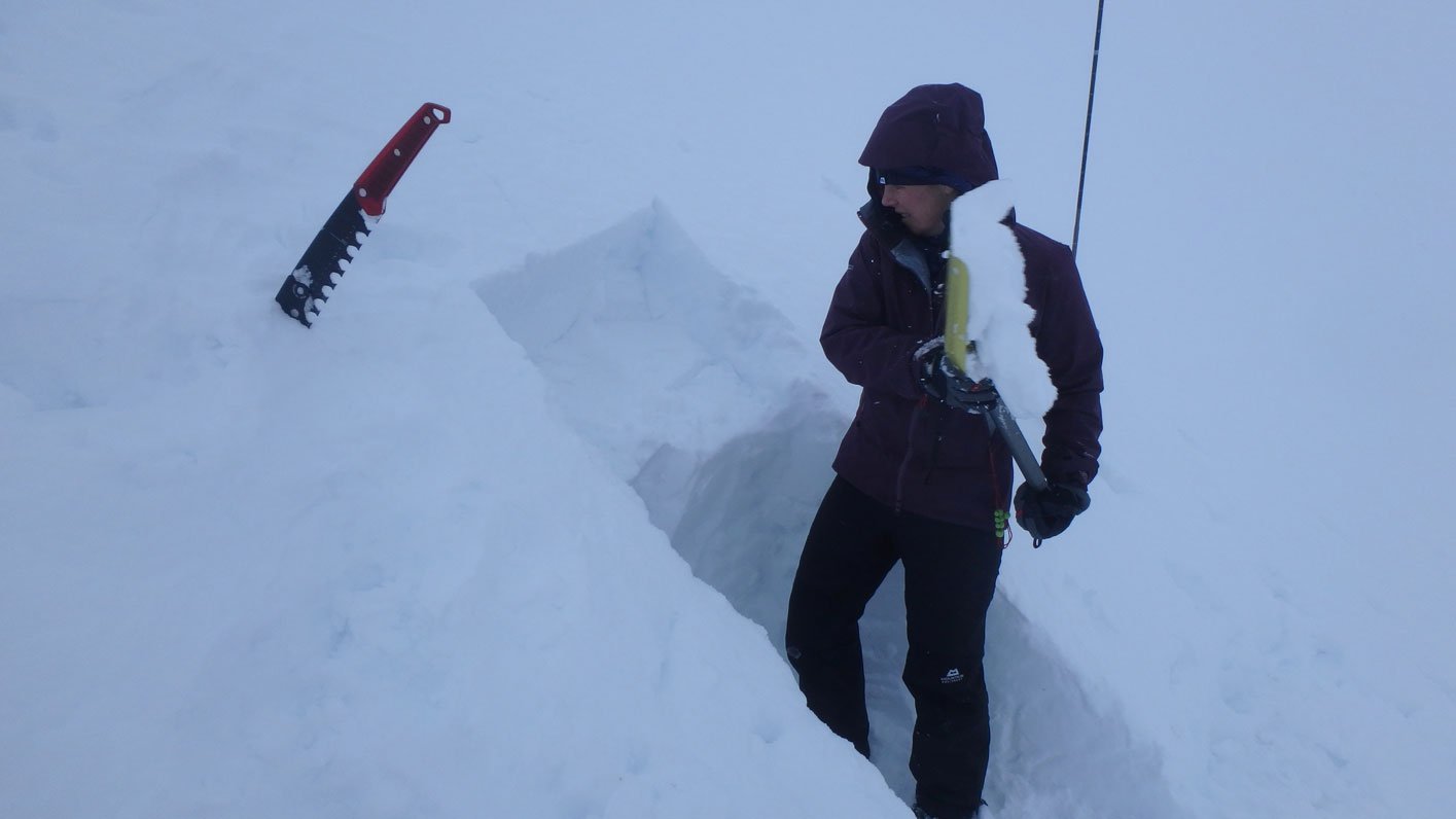winter mountaineering snowhole